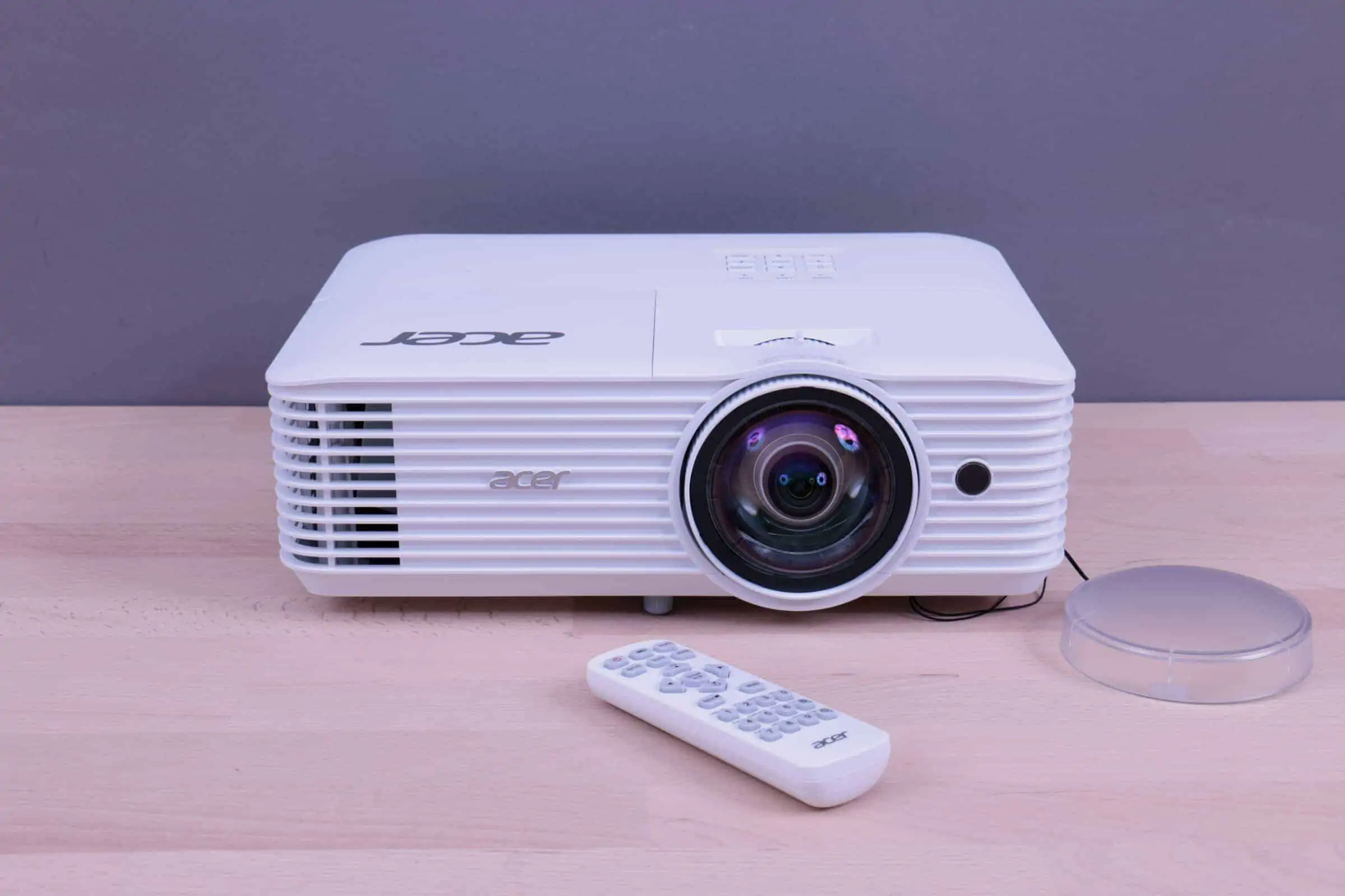 Der beste Beamer für Präsentationen 61 Beamer Test: Acer H6518sti
