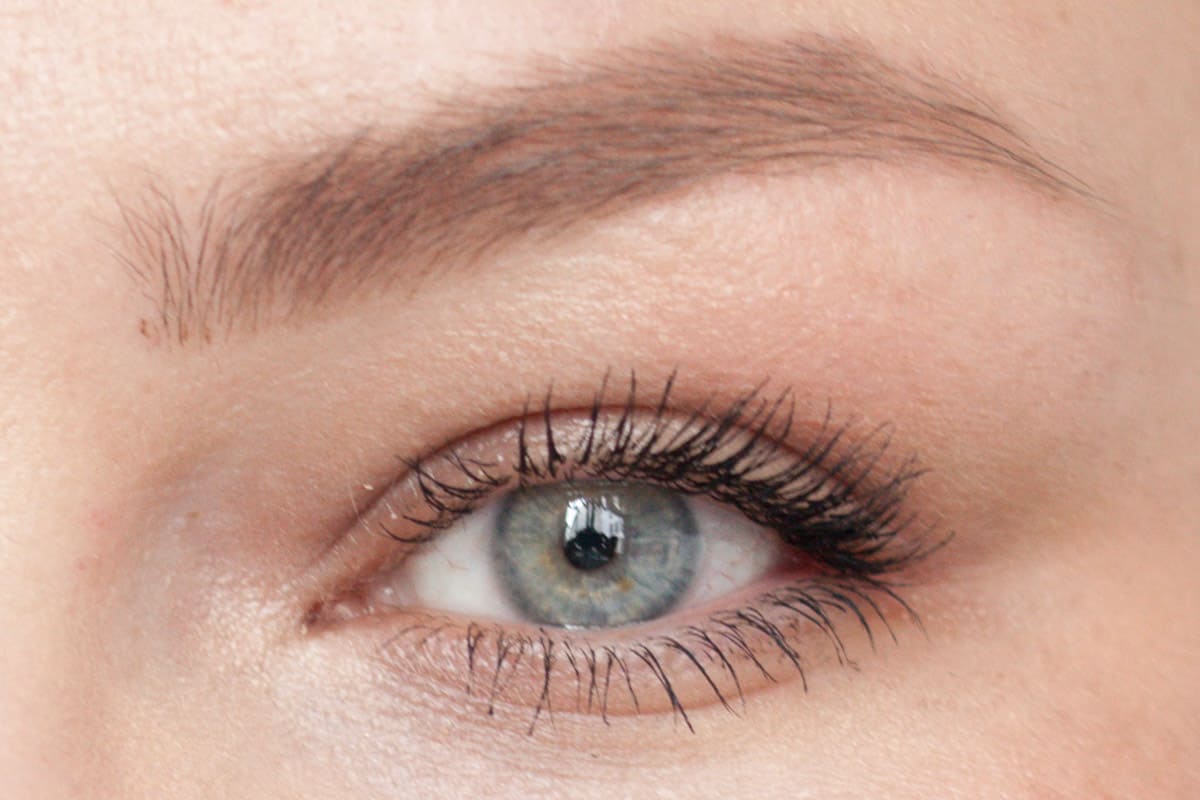 Die beste Mascara 327 Mascara Test: Essence I Love Extreme Crazy Volume 1 Schicht