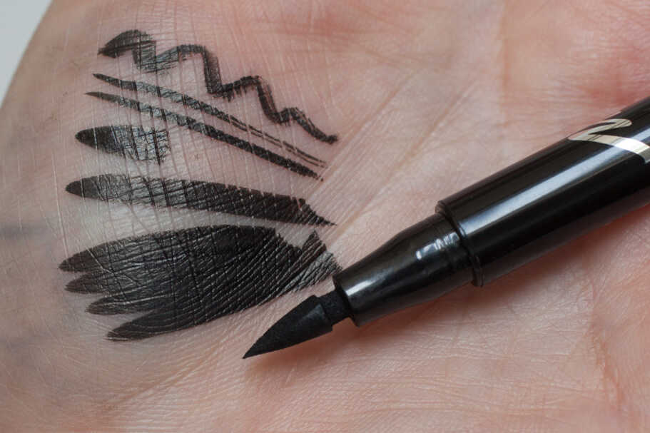 Der beste Eyeliner 266 Eyeliner Test: Manhattan Wonder Wing Eyeliner & Stamp