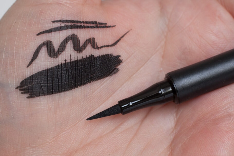 Der beste Eyeliner 250 Eyeliner Test: Loreal Paris Super Liner Perfect Slim