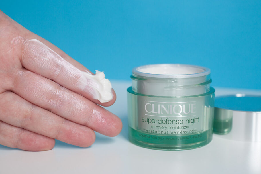 Nachtcreme Test: Clinique Superdefense Night Recovery Moisturizer