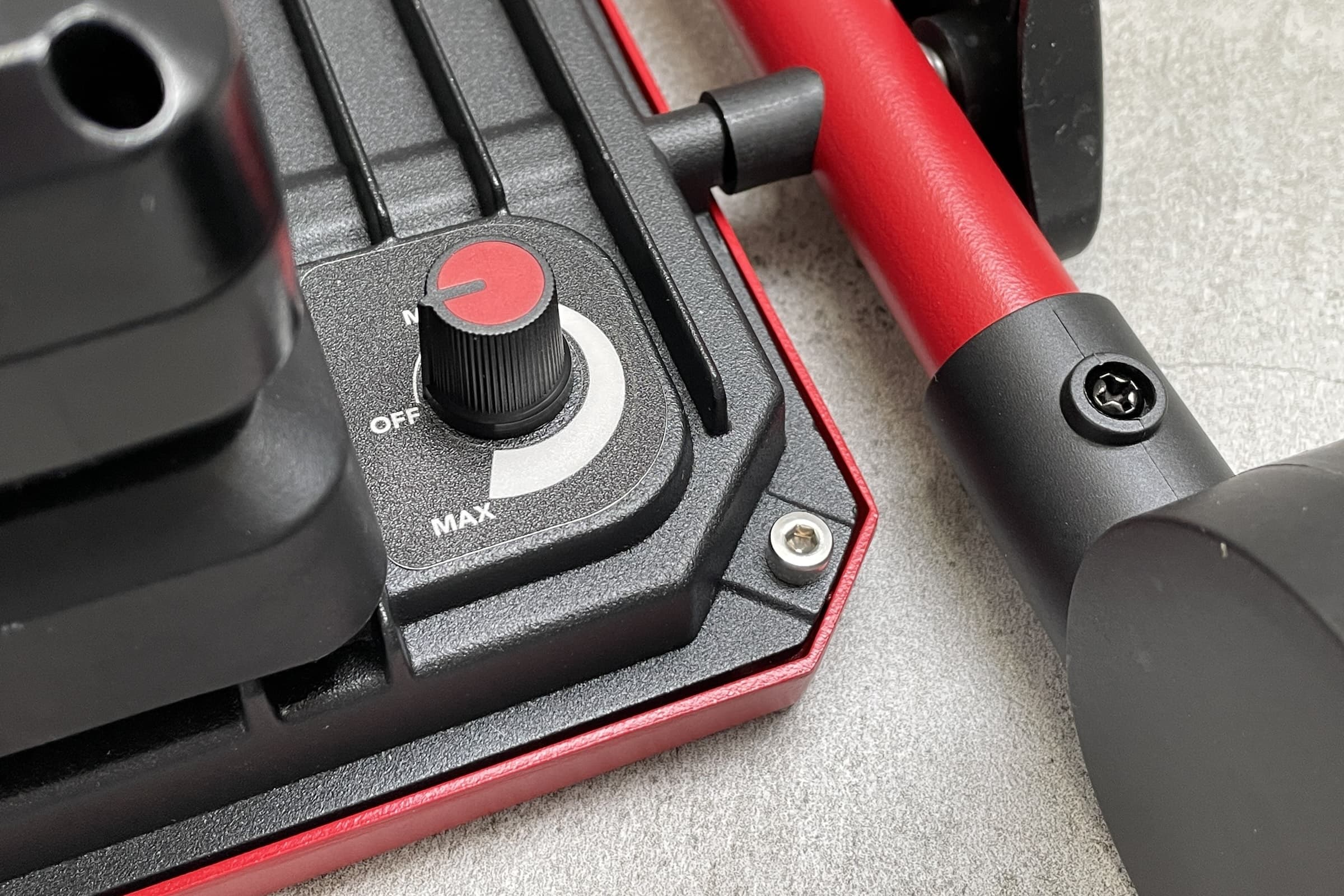Der beste Baustrahler 287 Test: Einhell Tc Cl 18 1800 Li 3
