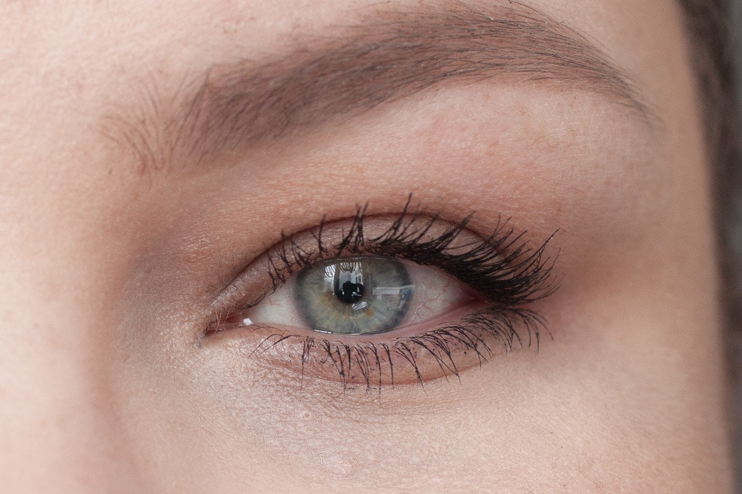 Die beste Mascara 447 Mascara Test: Maybelline The Falsies Surreal Extensions Mascara 1 Schicht