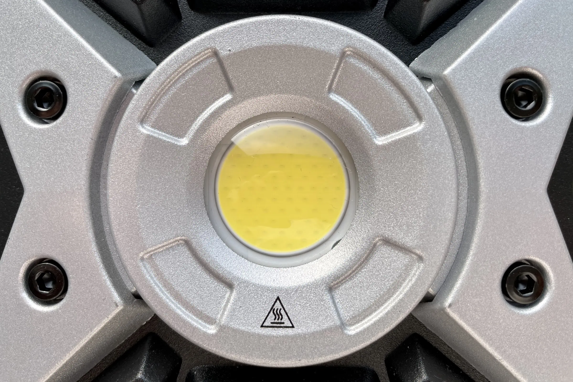 Der beste Baustrahler 149 Test: Praxis Cob Led