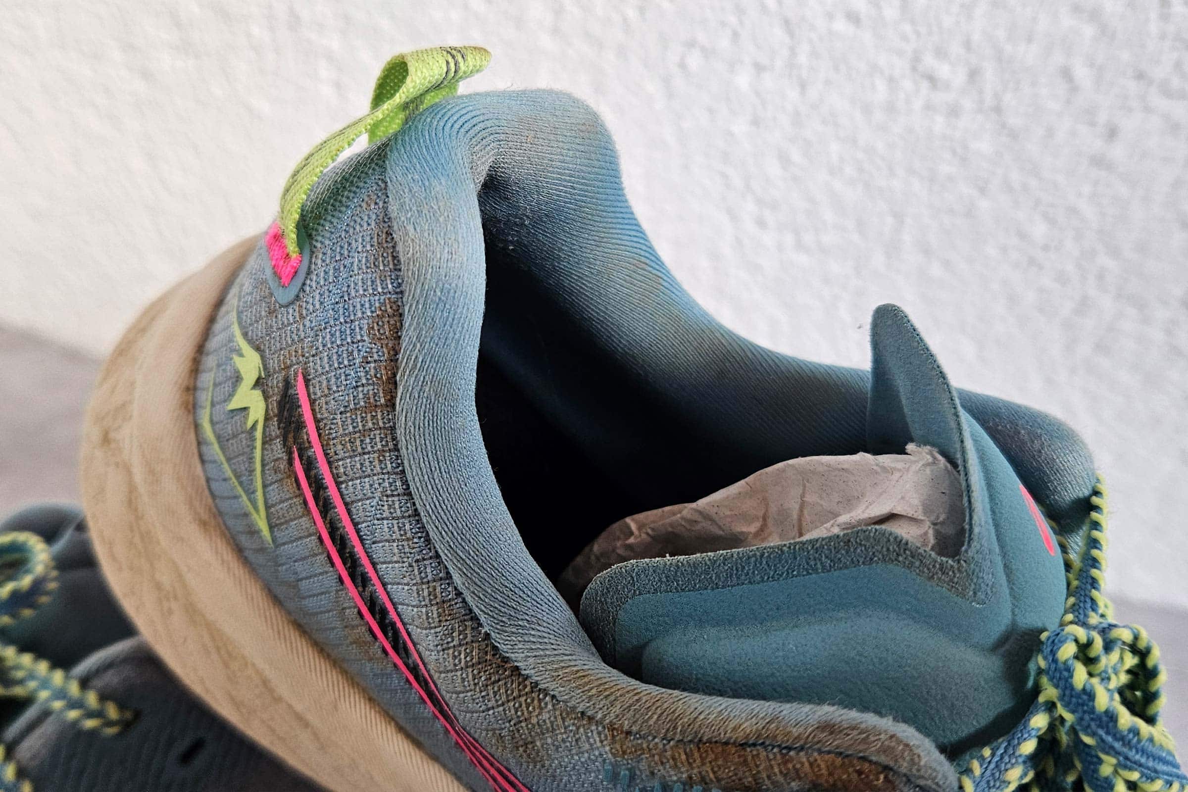 Die besten Trailrunning-Schuhe für Damen 247 Trailrunning-Schuhe Test: Asics Fujispeed2 Einstieg