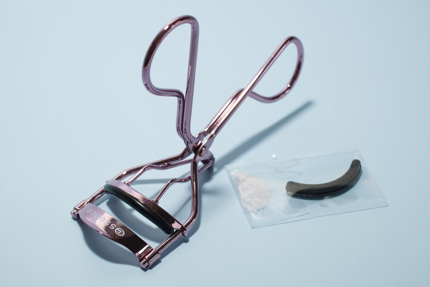 Die beste Wimpernzange 163 Wimpernzange Test: Essence Eyelash Curler