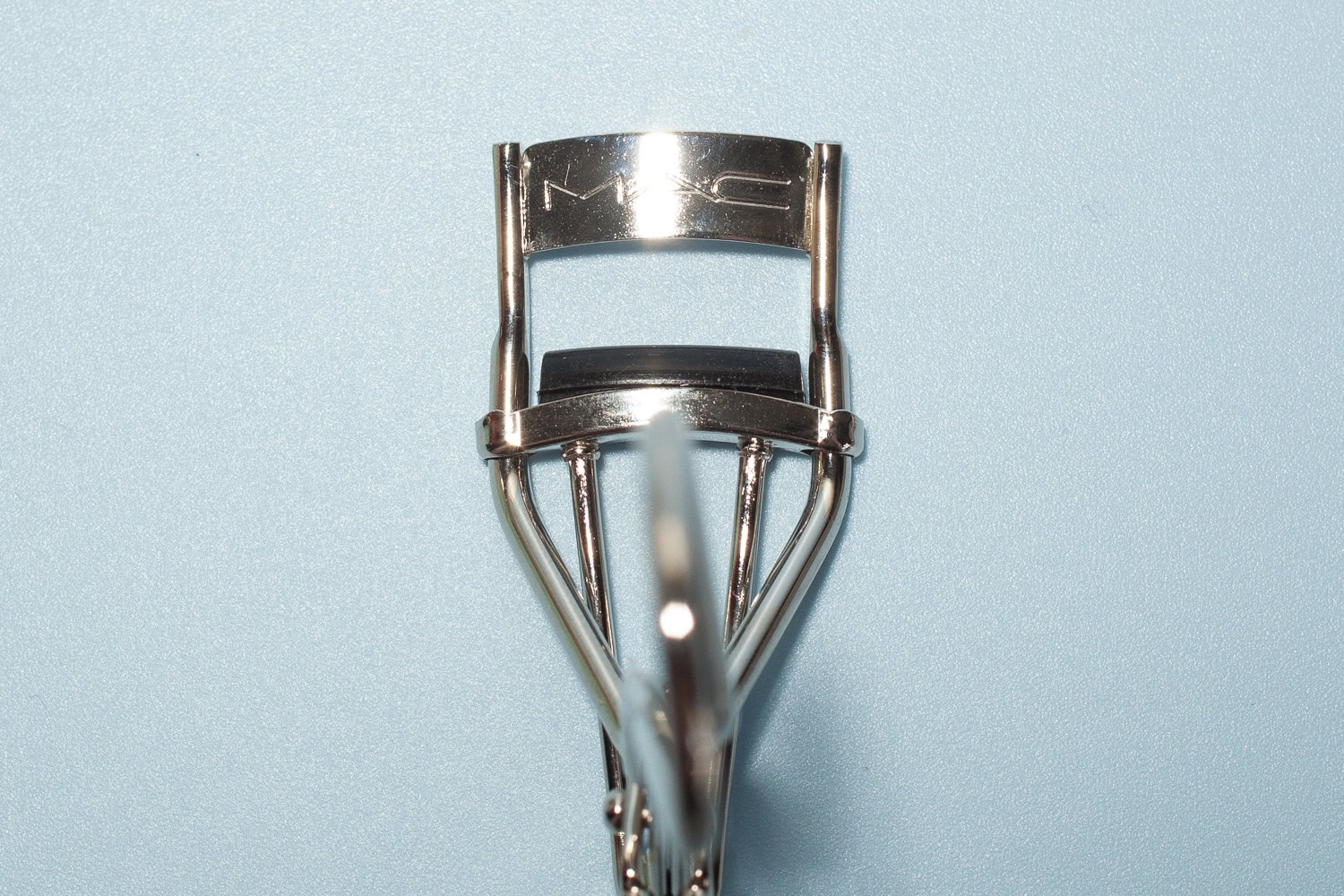 Die beste Wimpernzange 176 Wimpernzange Test: Mac Half Lash Curler Oben