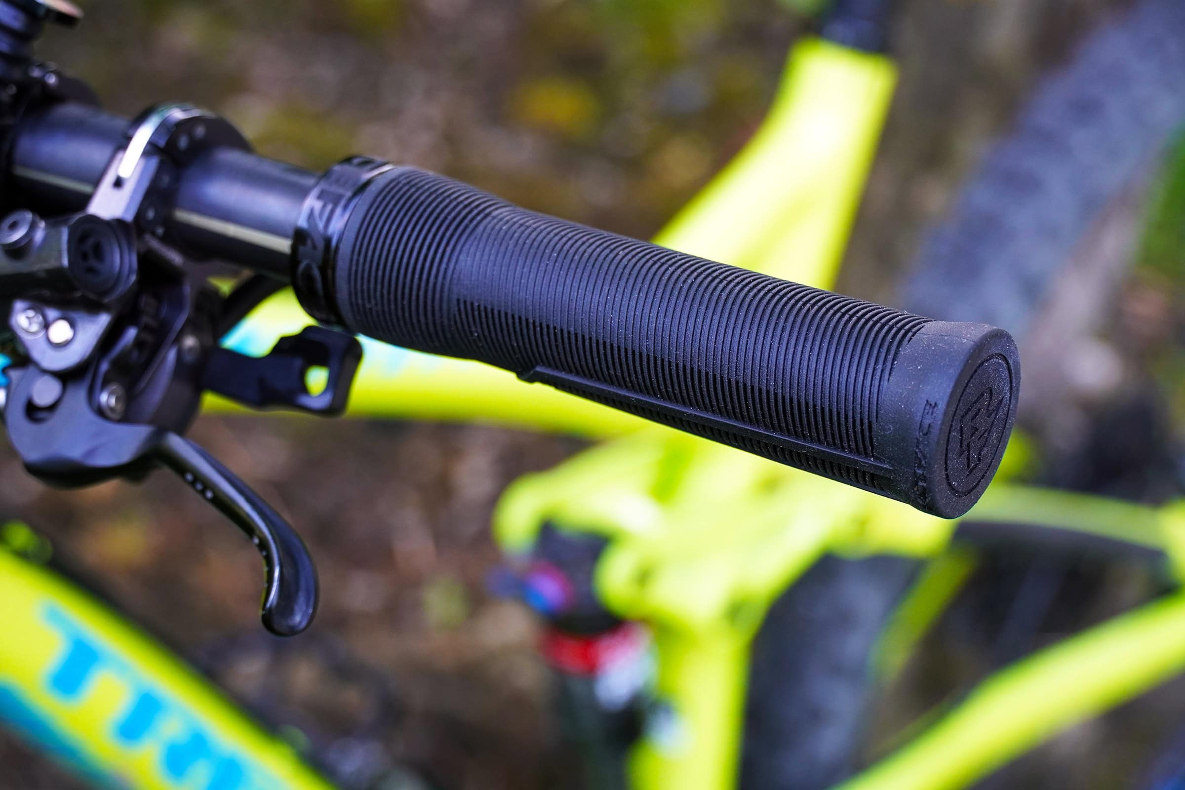 Die besten Mountainbike-Griffe 151 Mountainbike-Griffe Test: Raceface Chester 4