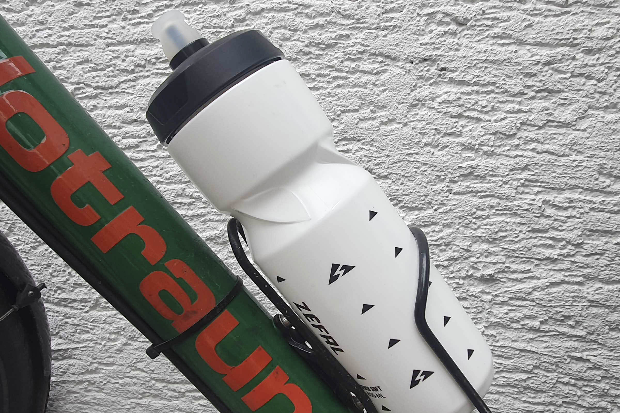 Die beste Fahrrad-Trinkflasche 140 Fahrrad-Trinkflasche Test: Zefal Sense Soft 80