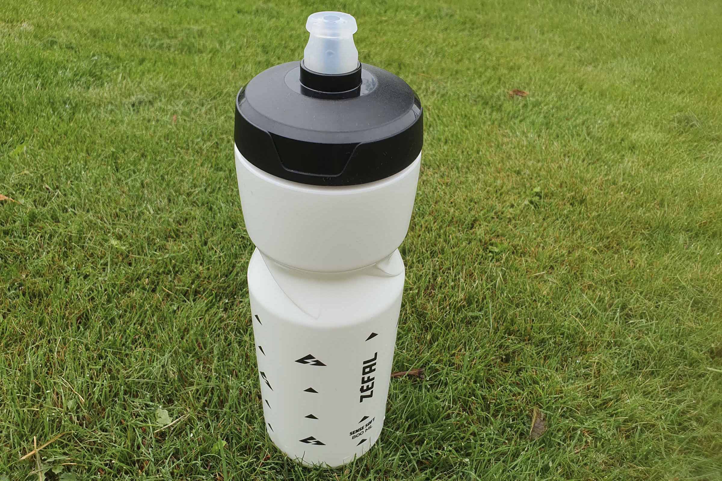 Die beste Fahrrad-Trinkflasche 141 Fahrrad-Trinkflasche Test: Zefal Sense Soft 80