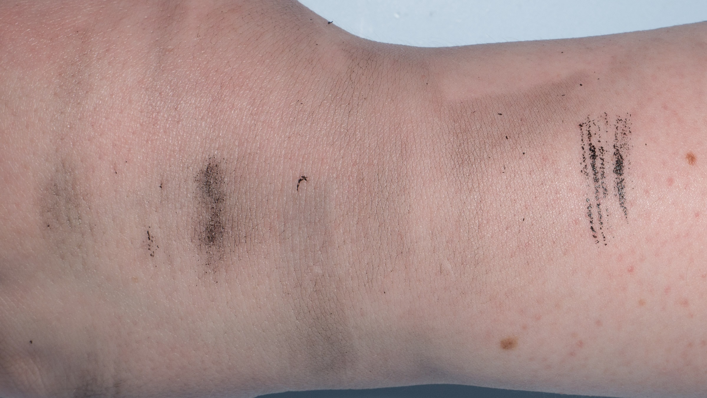 Der beste Eyeliner 346 Eyeliner Test: Bester Eyeliner Test 2024 Abschinktuch