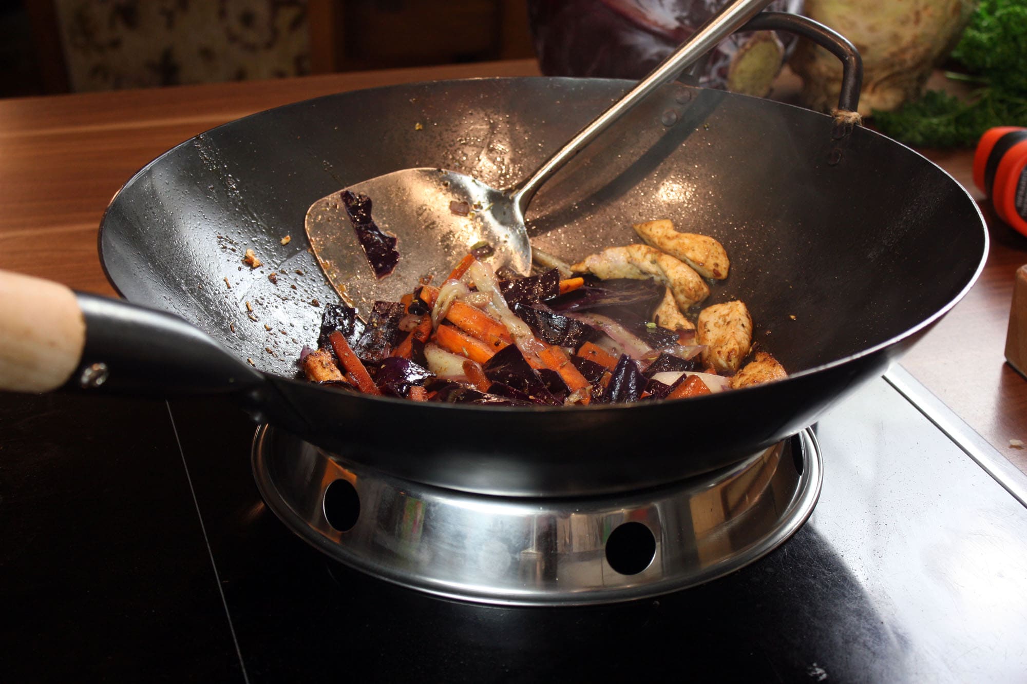 Die beste Wokpfanne 218 Wokpfanne Test: Wok Pfannen Update 112024 Krustenzauber 36cm