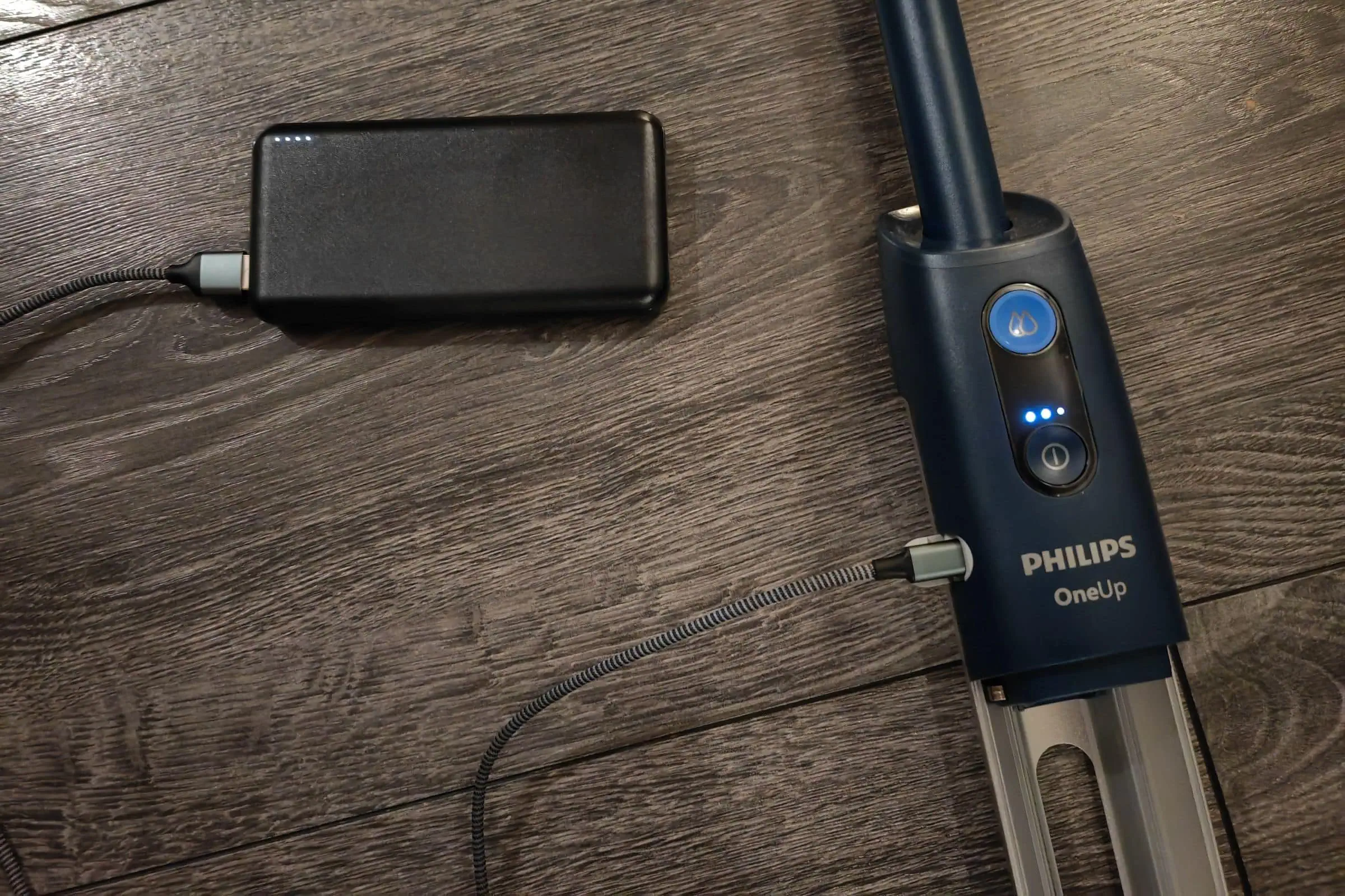 Der beste elektrische Bodenwischer 76 elektrische Bodenwischer Test: Philips Oneup Xv511301 Laden über Eine Powerbank