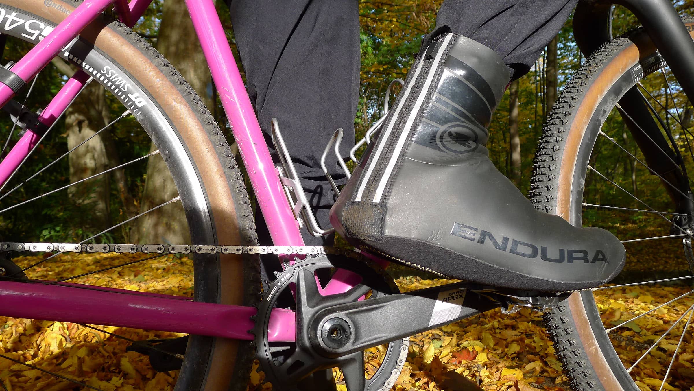 Rennrad-&Uuml;berschuhe Test: P1430105endu