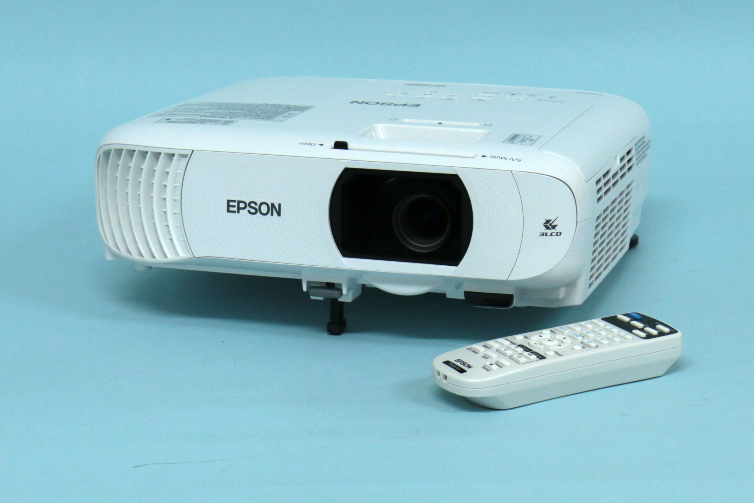 Der beste Beamer für Präsentationen 75 Beamer für Präsentationen Test: Epson Eh Tw840 Front