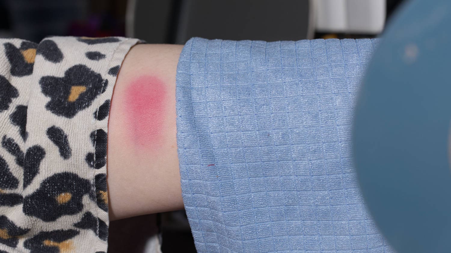 Das beste Fixing Spray 167 Fixing Spray Test: Fixing Spray Blush Test Abdeckung