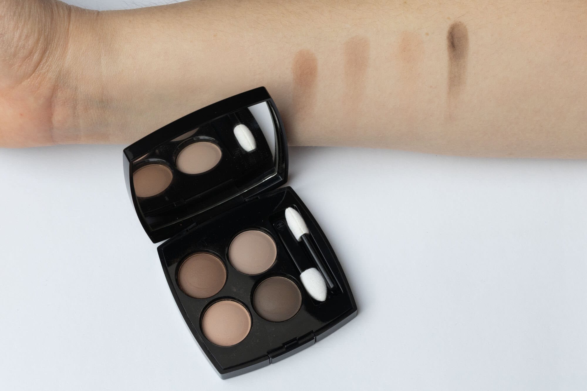 Lidschatten Test: Lidschatten Chanel Swatches