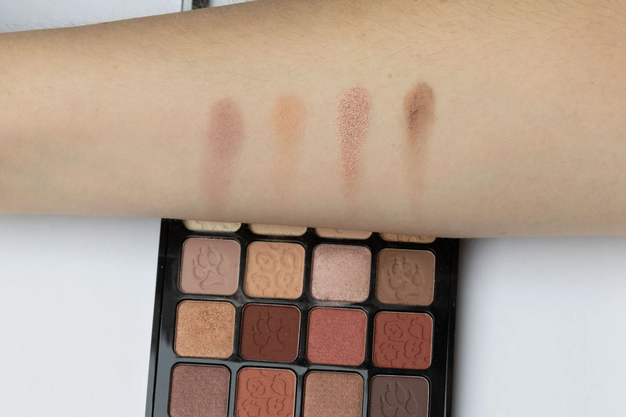 Der beste Lidschatten 80 Lidschatten Test: Lidschatten Nyx Lidschatten Palette Ultimate 05w Swatches Reihe2