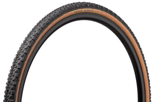 Der beste Gravel-Reifen 128 Gravel-Reifen Test: Onza Allegra X6