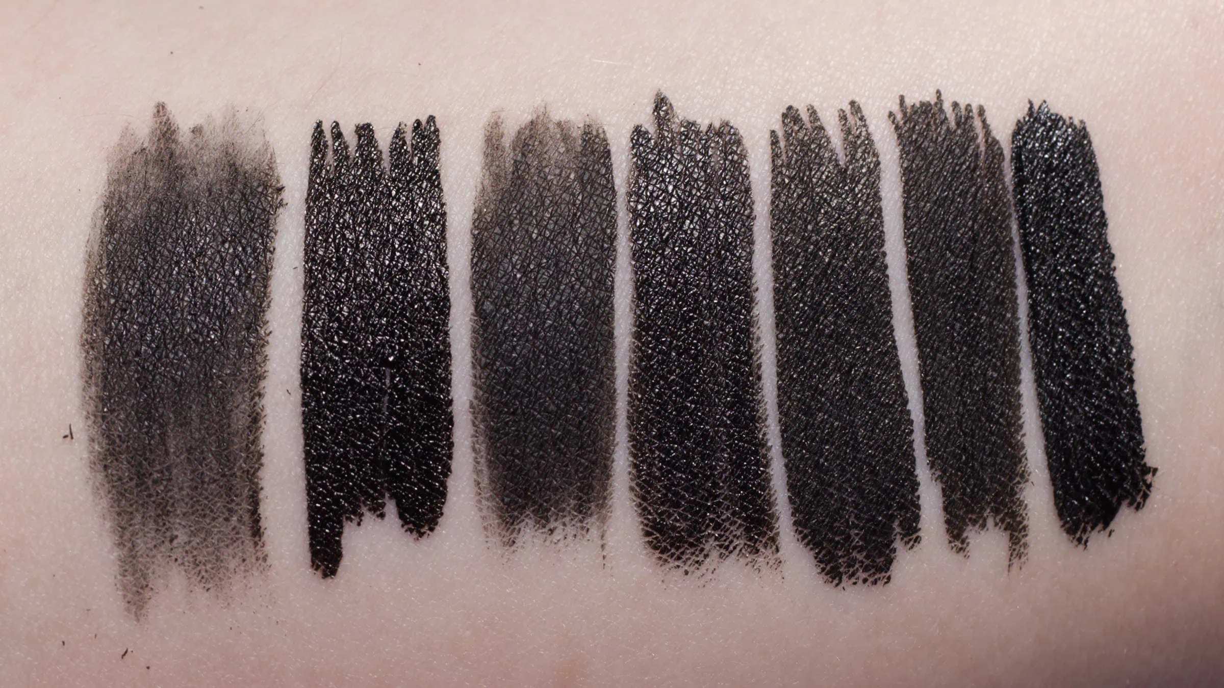 Der beste Eyeliner 340 Eyeliner Test: Eyeliner Test 2025 Swatches