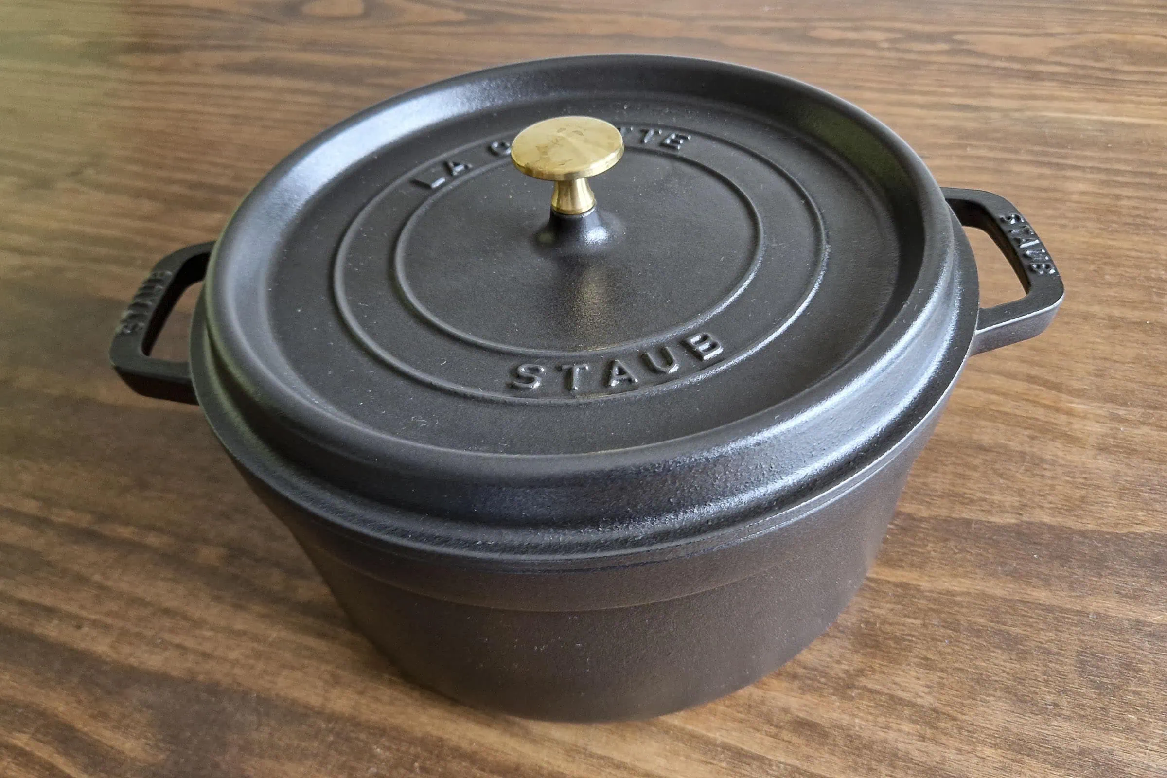 Der beste Gusseisentopf 101 Gusseisentopf Test: Staub La Cocotte