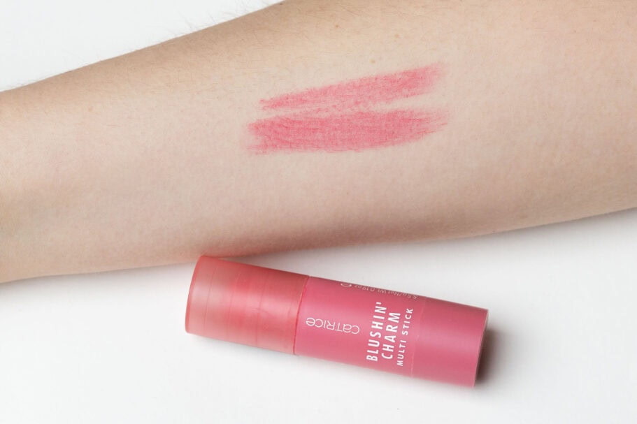 Der beste Blush 133 Blush Test: Catrice Blushin Charm Multi Stick 010 Pink Sweetheart Swatch