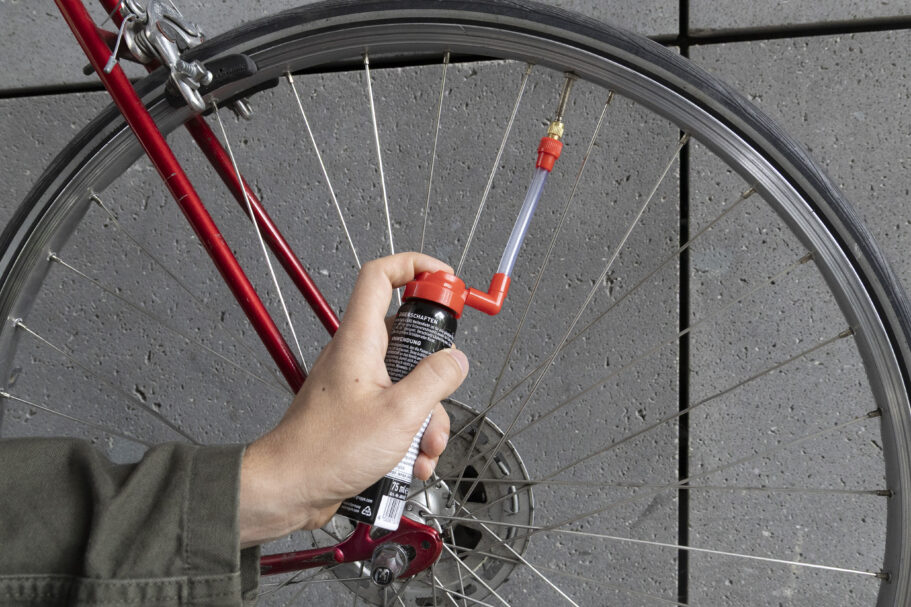 Platten in Sekunden repariert? Pannenspray fürs Fahrrad im Check 13 Platten in Sekunden repariert? Pannenspray fürs Fahrrad im Check Test: Nigirin Reifen Dicht