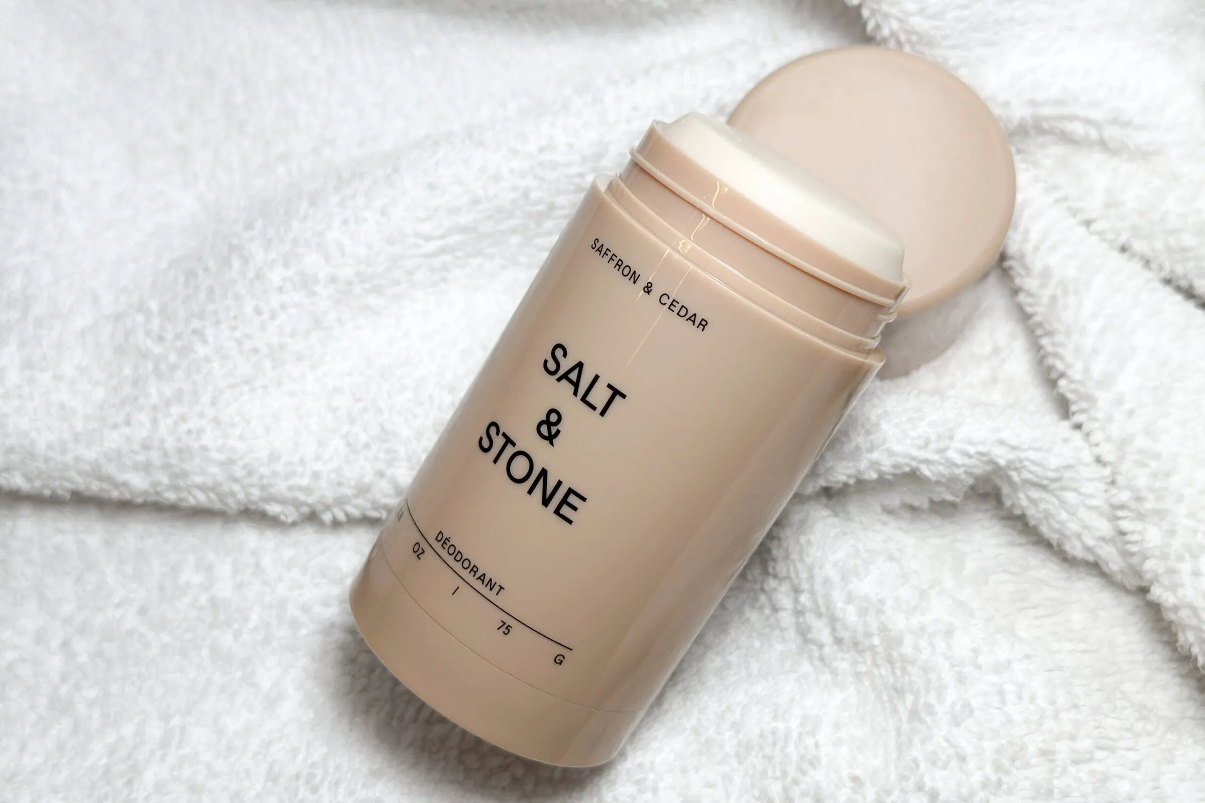 Frauendeo Test: Salt And Stone Saffron And Cedar Deodorant 2