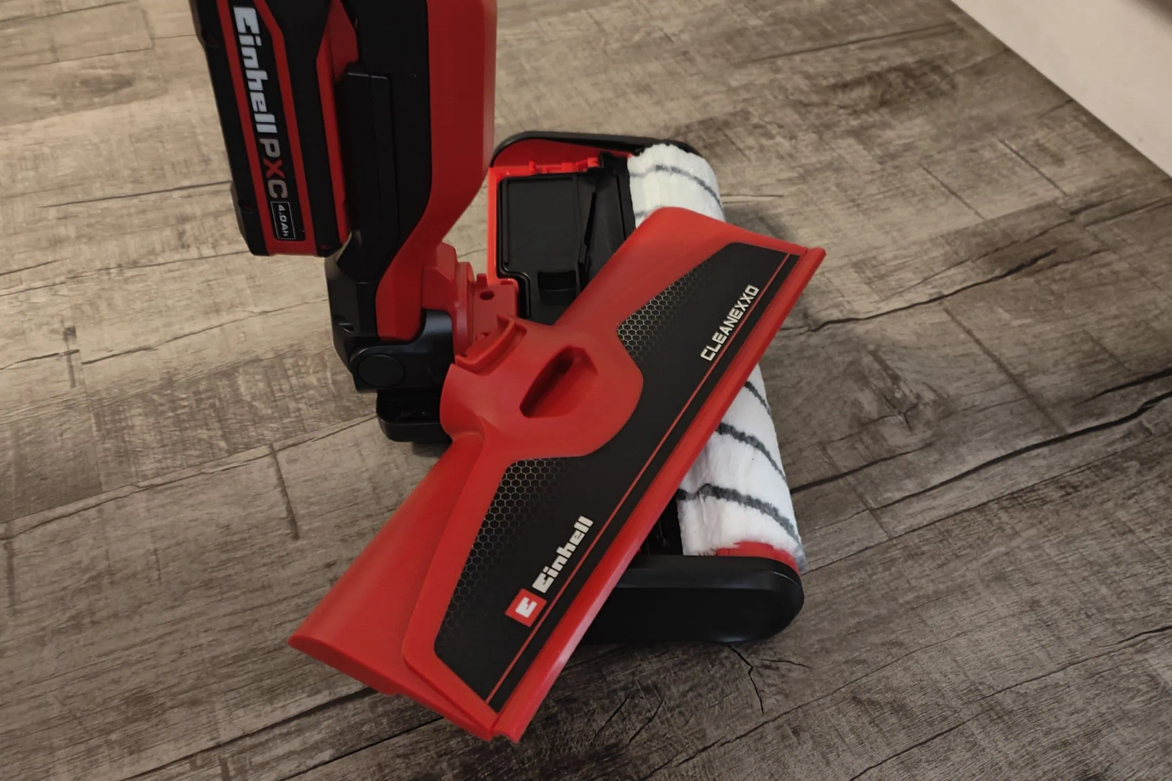 Der beste elektrische Bodenwischer 91 elektrische Bodenwischer Test: Einhell Cleanexxo Power X Change Abdeckung Schmutzwassertank