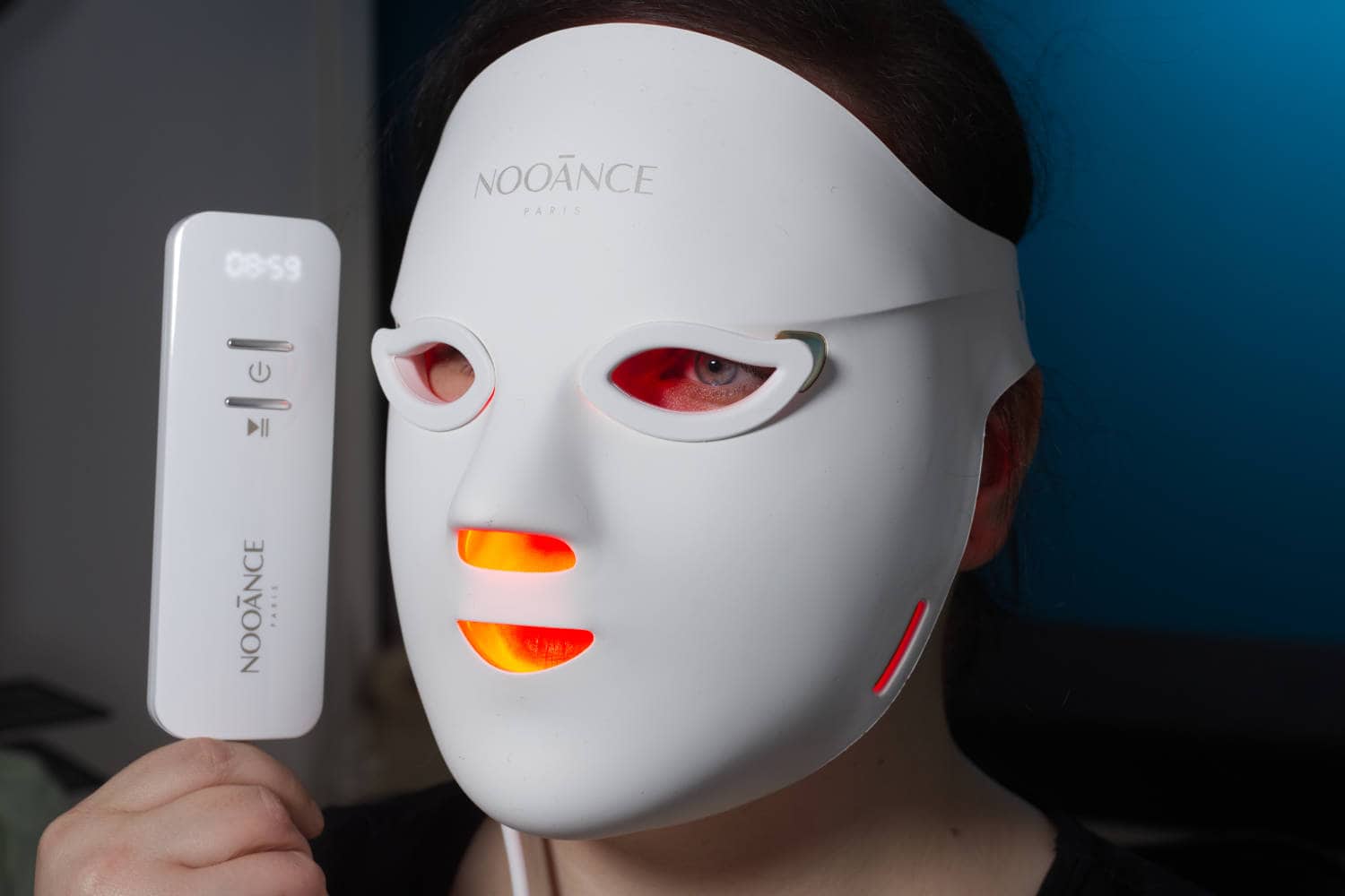 Anti-Aging auf Knopfdruck? LED-Masken im Test Test: Nooance Elite X600 Led Gesichtsmaske Getragen