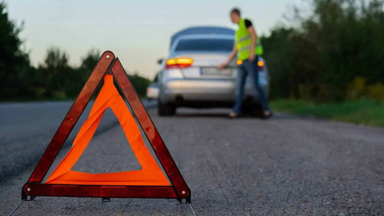 Automobilclub oder Schutzbrief? Welche Pannenhilfe zu Ihnen passt 4 Automobilclub oder Schutzbrief? Welche Pannenhilfe zu Ihnen passt Test: Welche Pannenhilfe Passt Zu Ihnen Aufmacher