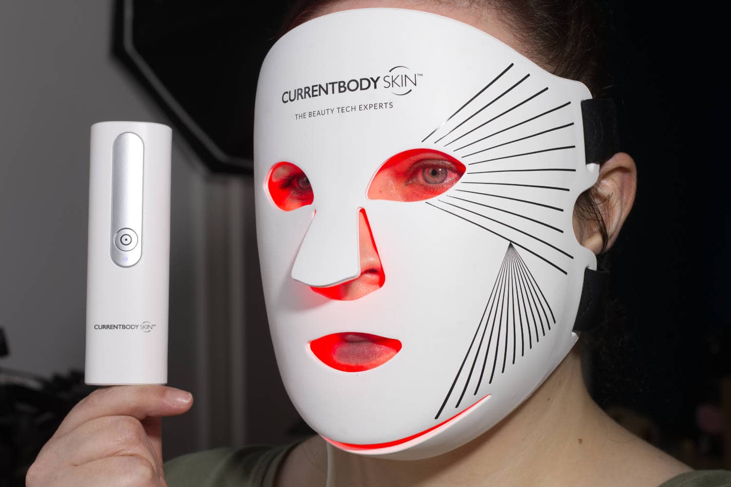 LED-Maske Test: Currentbody Skin Led Maske Getragen