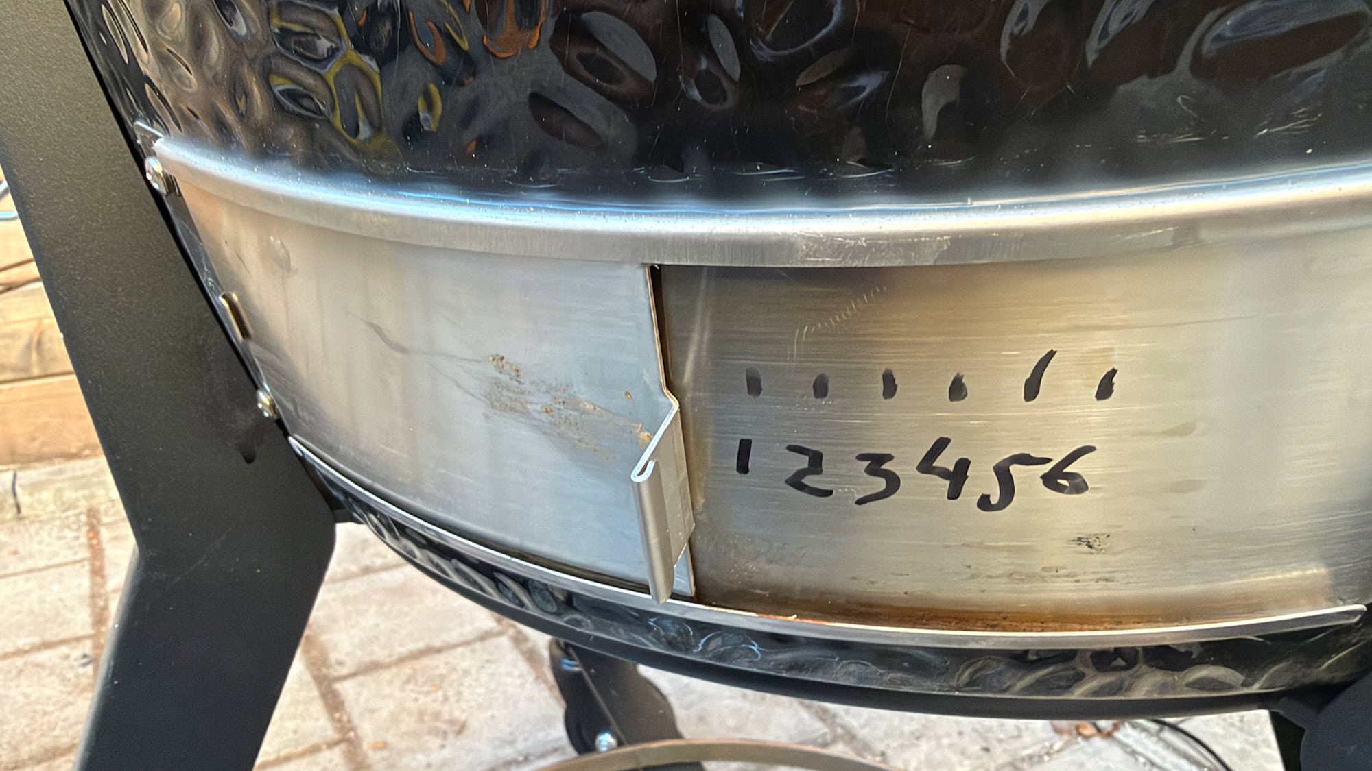 Viel Kohle für Kamado-Grills: Monolith Two.55 im Test 58 Kamado-Grill im Test Test: Monolith Two.55 Kritik 5