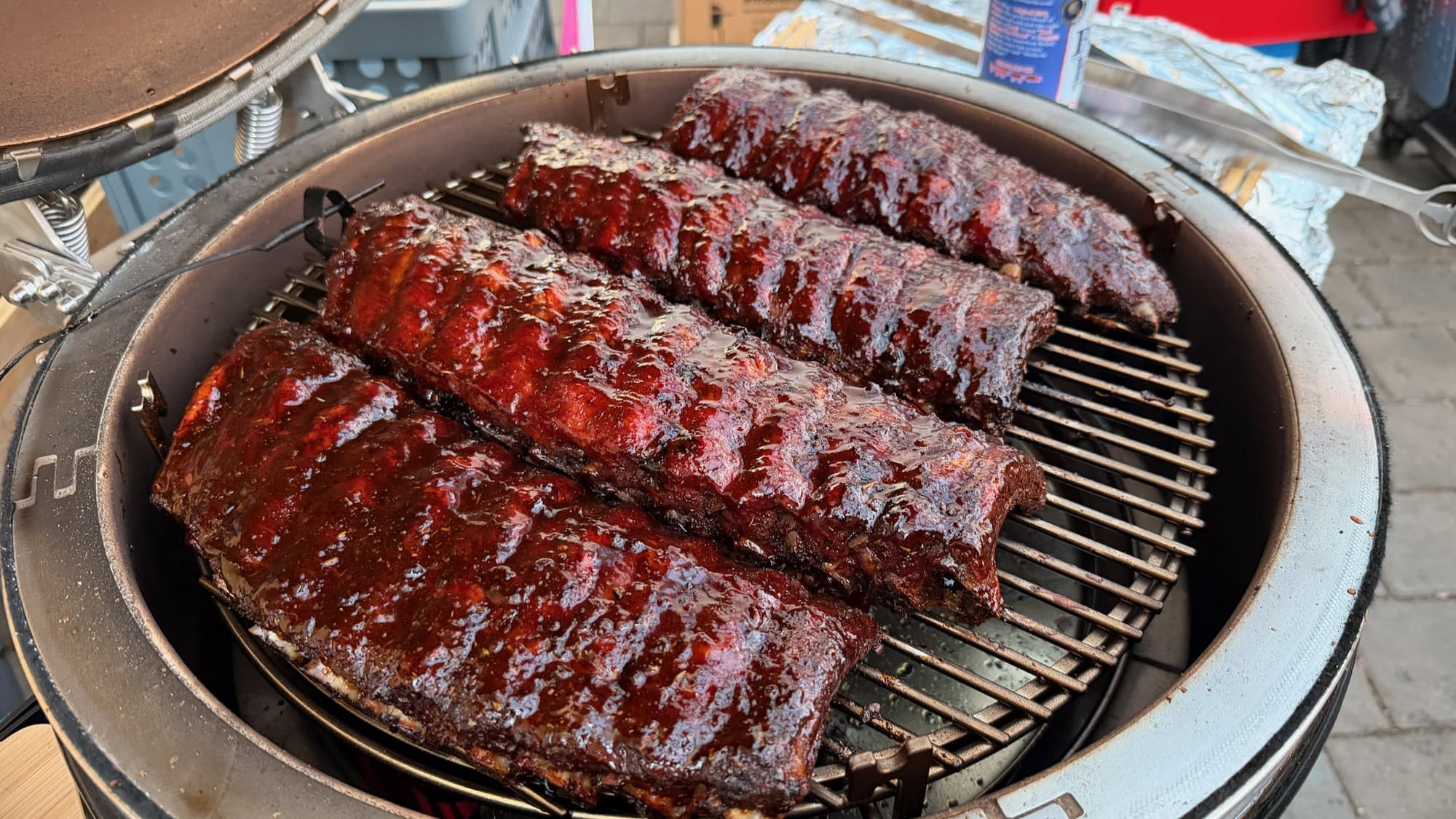 Viel Kohle für Kamado-Grills: Monolith Two.55 im Test 42 Kamado-Grill im Test Test: Monolith Two.55 Long Job 5